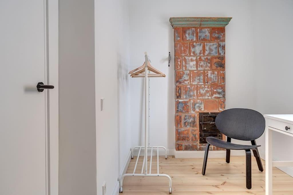 Spacious 2-bedroom Flat In Old Town By Urban Rent Huoneisto *