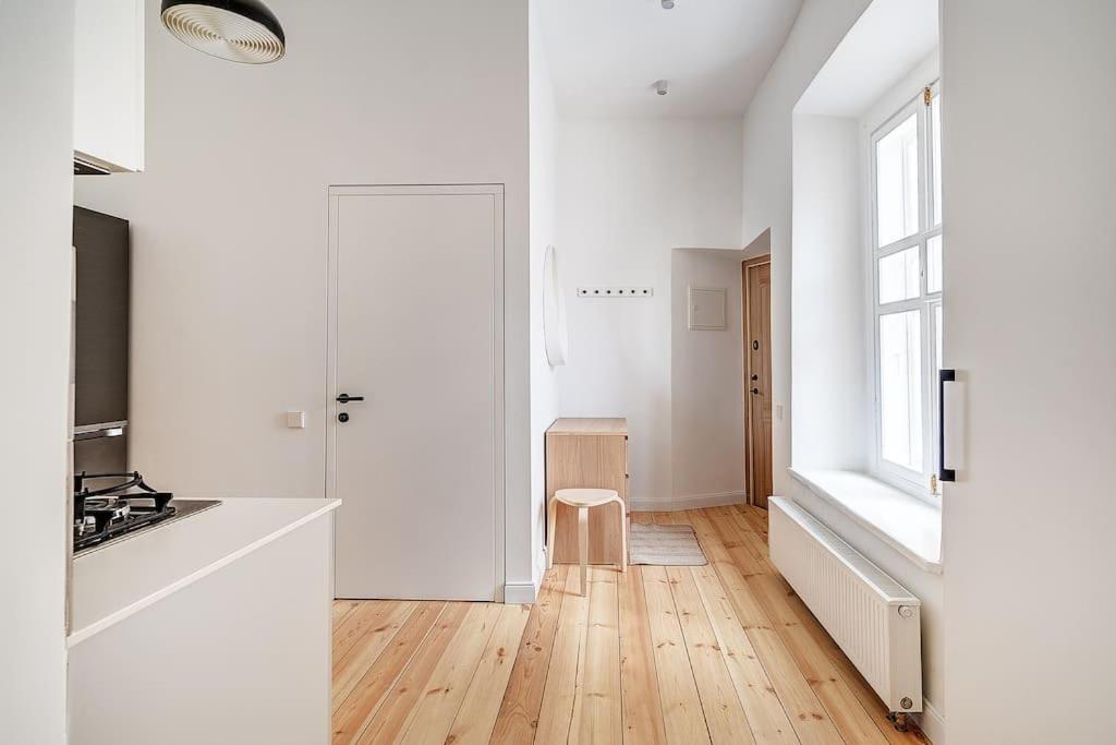 Spacious 2-bedroom Flat In Old Town By Urban Rent Huoneisto Vilna