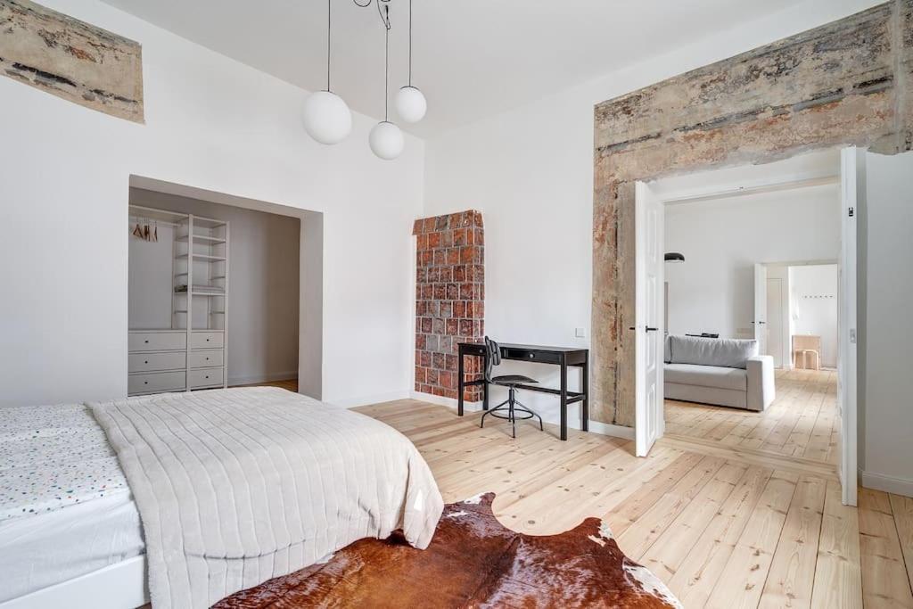 Spacious 2-bedroom Flat In Old Town By Urban Rent Huoneisto Vilna